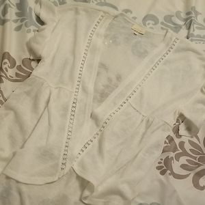 Girls light weight flutter sleeved cardigan